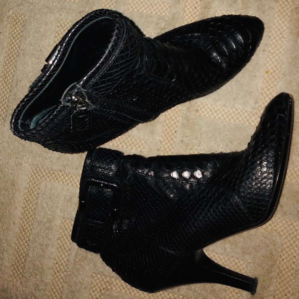 Burberry boots. Black